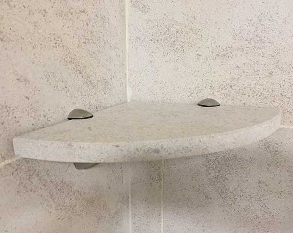 Tablette d'angle de douche - Pierre naturelle de Bourgogne : Charmot Clair Adouci