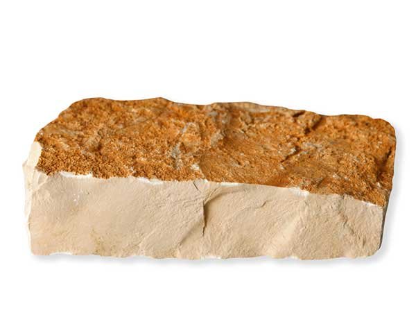 Roadway - Cobblestone paving in natural limestone Roadway - Cobblestone paving in natural limestone