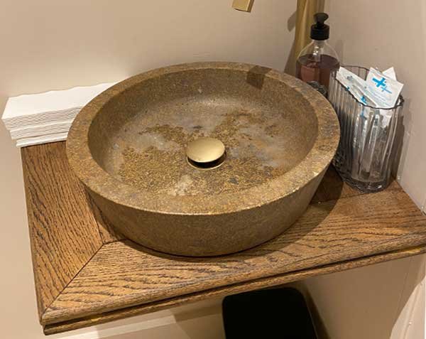 Natural stone basin on a wooden shelf - Lanvignes Antiquaire