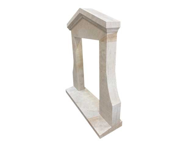 Lucarne en pierre naturelle avec appui et fronton triangulaire, jambages évasés Lucarne en pierre naturelle avec appui et fronton triangulaire, jambages évasés