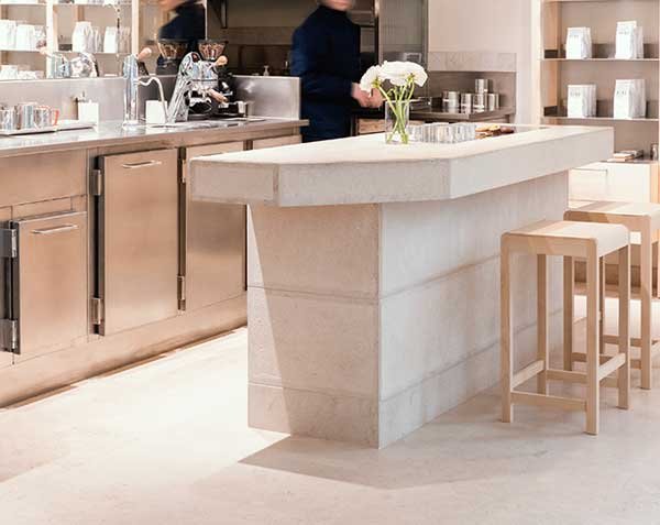 Bar counter - Plaq Chocolate Factory Paris - Charmot Light Bush hammered Bar counter - Plaq Chocolate Factory Paris - Charmot Light Bush hammered