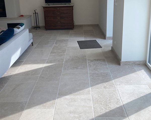 Burgundy Limestone Ampilly Paving – Antique Finish - Available in random lengths x 40/50 cm width Burgundy Limestone Ampilly Paving – Antique Finish - Available in random lengths x 40/50 cm width