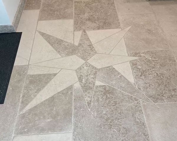 Rosace sur mesure en pierre naturelle d'Ampilly Tigré et Medium