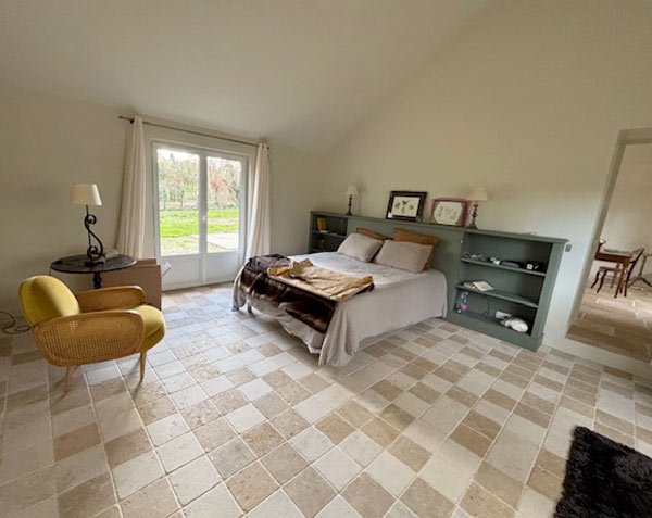 Stone paving tiles for bedroom - 20 × 20 cm format