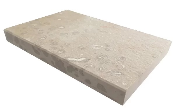 Flamed Comblanchien limestone pool Flamed Comblanchien limestone pool