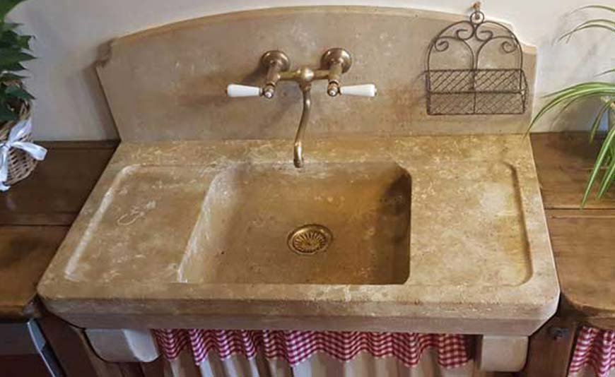 Cuisine d'été en pierre à savoir