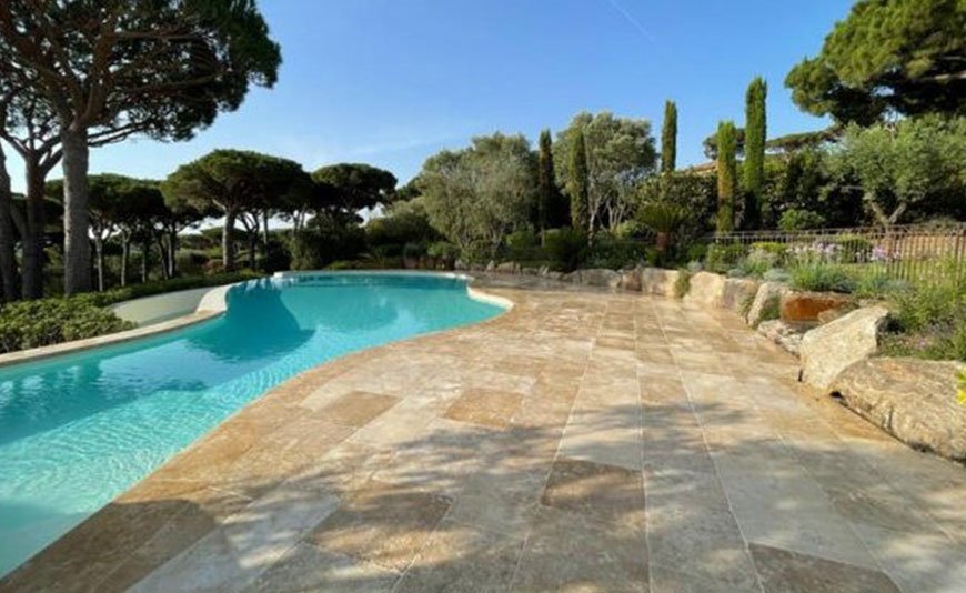 La pierre de Bourgogne est elle adaptée pour l’extérieur ?