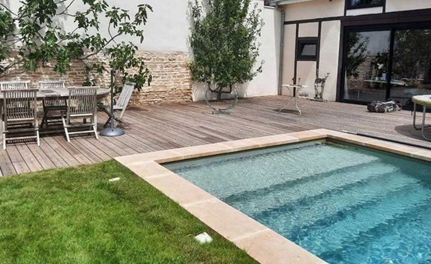 Margelles en pierre sur-mesure